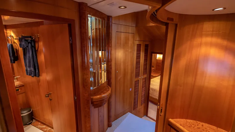  Yacht Photos Pics Luxurious wooden interior of a 2003 Horizon 62 Sport Yacht cabin.