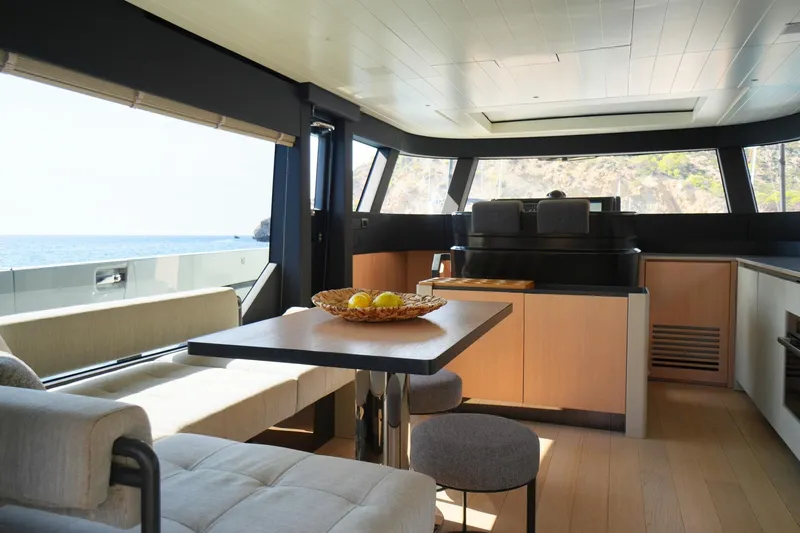 Revolution Yacht Photos Pics 