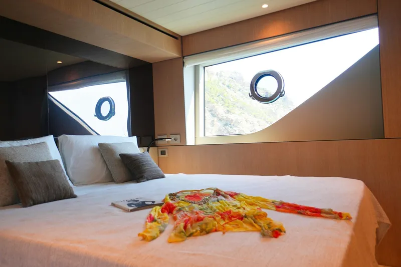 Revolution Yacht Photos Pics 