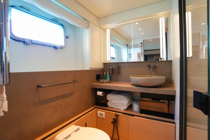 Revolution Yacht Photos Pics 