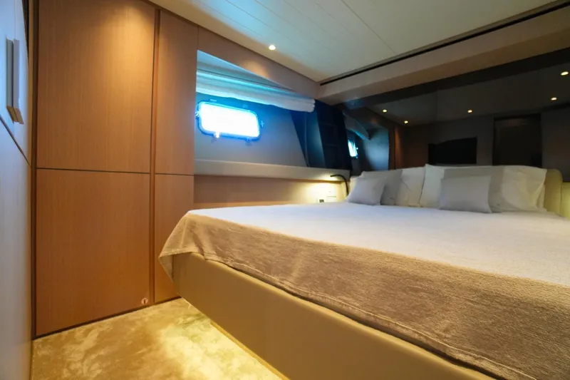 Revolution Yacht Photos Pics 