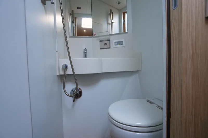 Revolution Yacht Photos Pics 