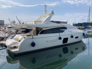 2013 Ferretti Yachts Ferretti 720