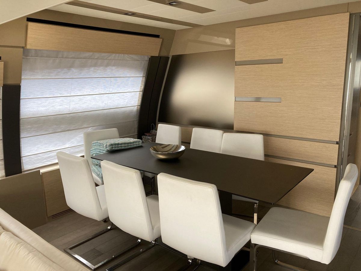 2013 Ferretti Yachts 71 