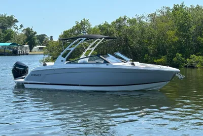 Cobalt R6 Outboard
