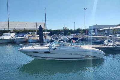 2005 Sea Ray 230 Bow Rider