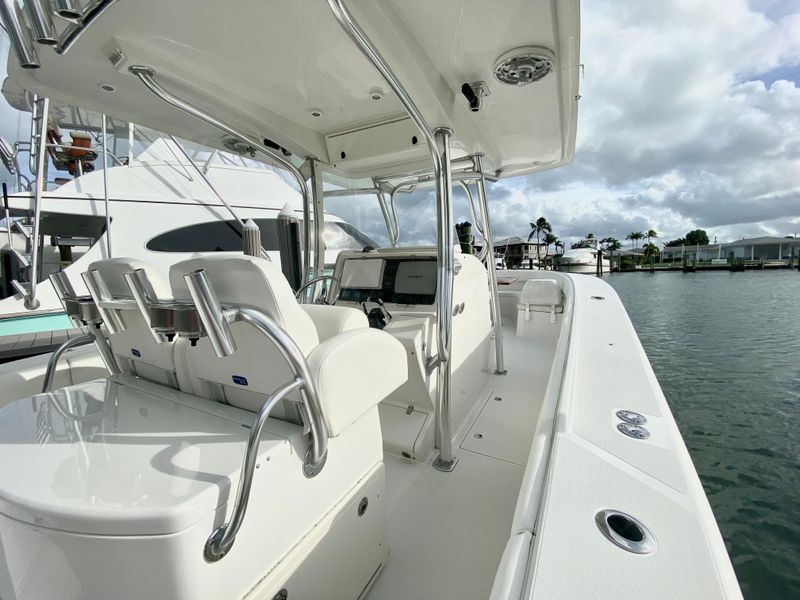 2006 Jupiter 38 FS