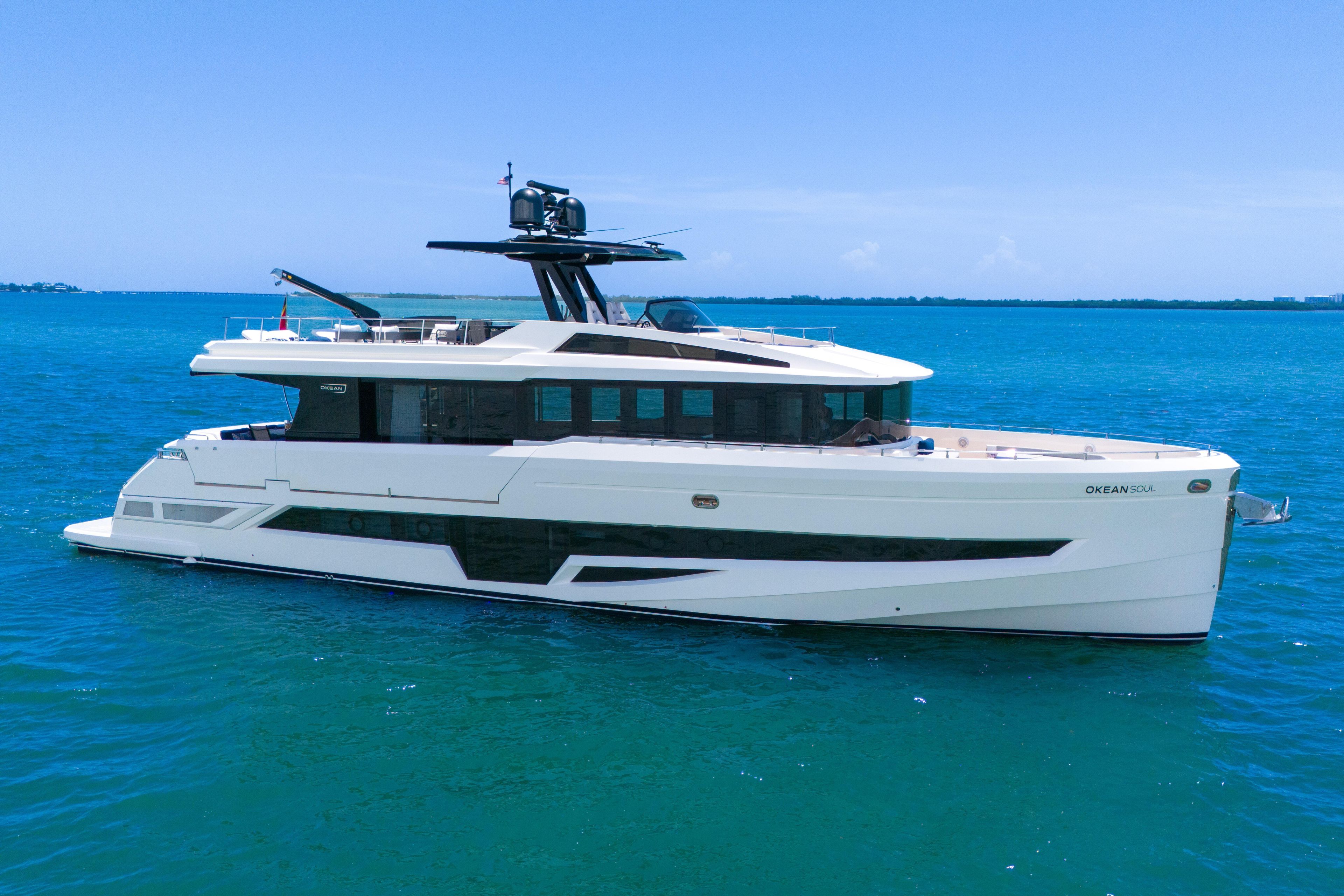 Yacht
