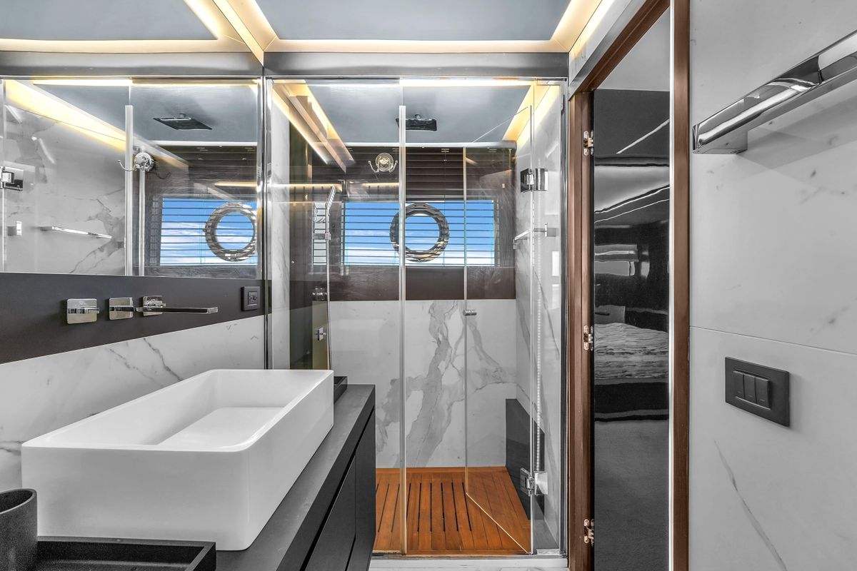 2021 OKEAN 79 