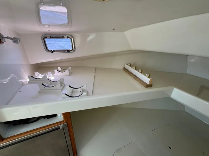 Chilla Yacht Photos Pics 