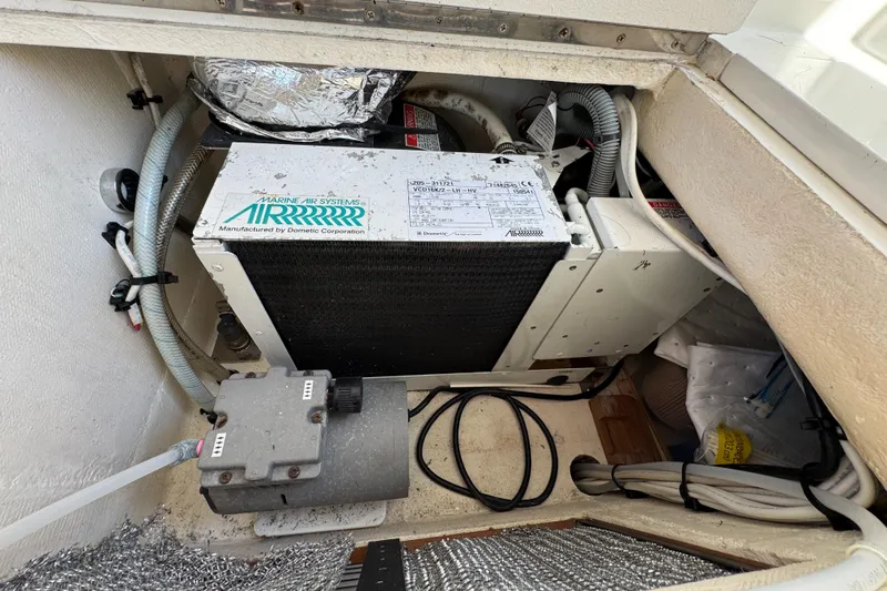 Chilla Yacht Photos Pics 