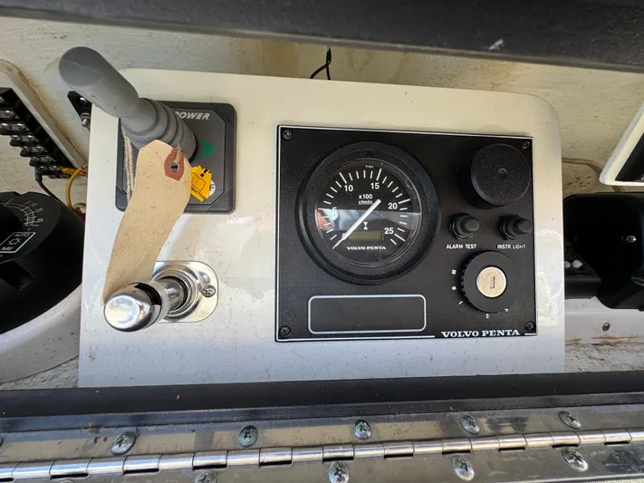 Chilla Yacht Photos Pics 