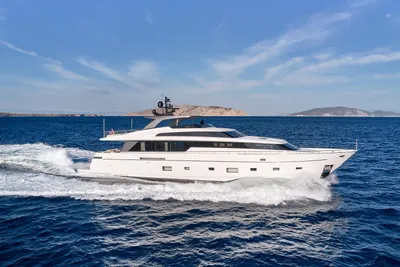 Sanlorenzo SL 104-106