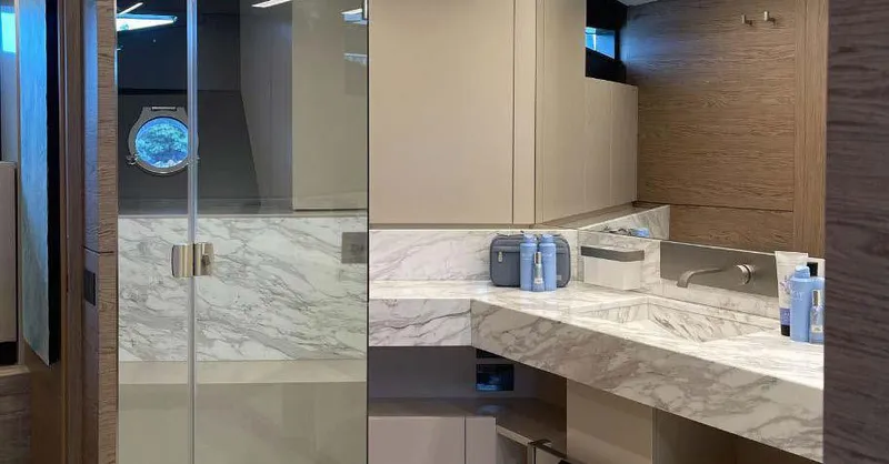 2021 Ferretti Yachts 920 @ Fort Lauderdale Yacht Photos Pics 