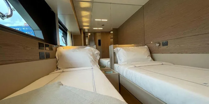 2021 Ferretti Yachts 920 @ Fort Lauderdale Yacht Photos Pics 