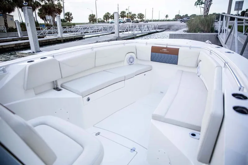  Yacht Photos Pics Manufacturer Provided Image
