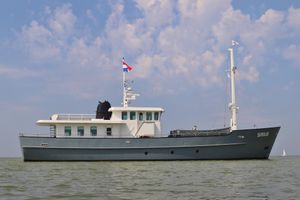 2010 Explorer Expedition Vessel 85