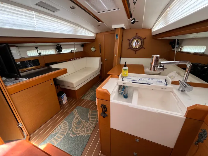 Seahorse Yacht Photos Pics 