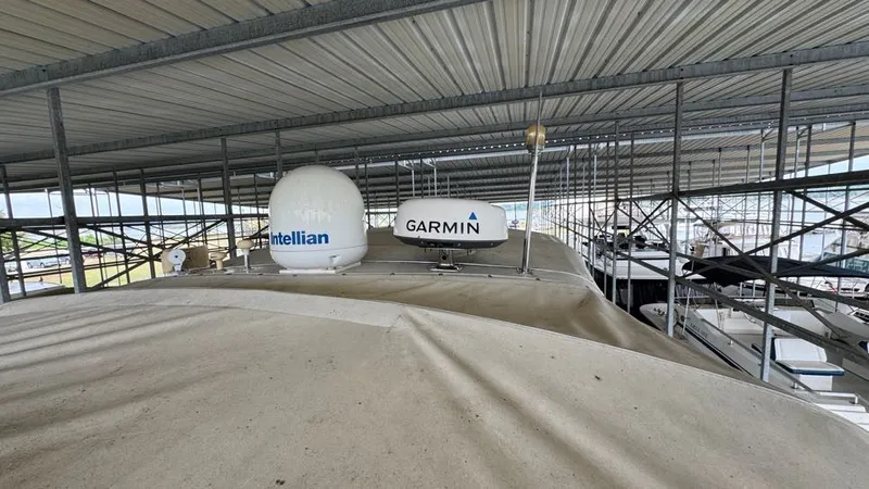 Lila Blue Yacht Photos Pics Navigation