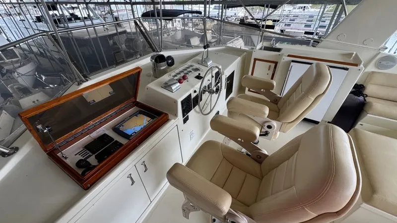 Lila Blue Yacht Photos Pics Flybridge Helm Station