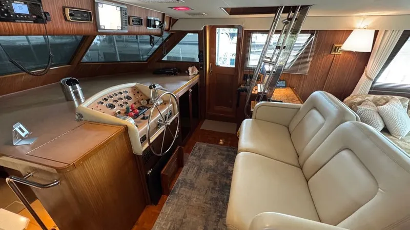 Lila Blue Yacht Photos Pics Lower Helm Station