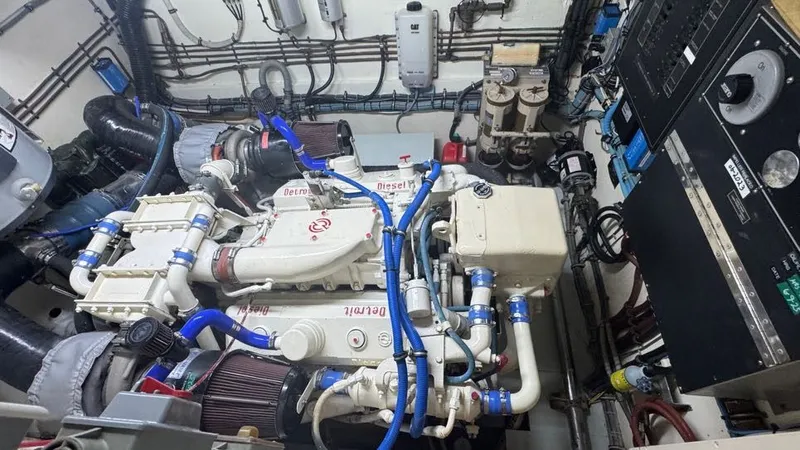 Lila Blue Yacht Photos Pics Engine Room