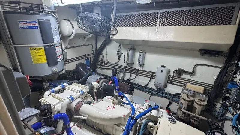 Lila Blue Yacht Photos Pics Engine Room