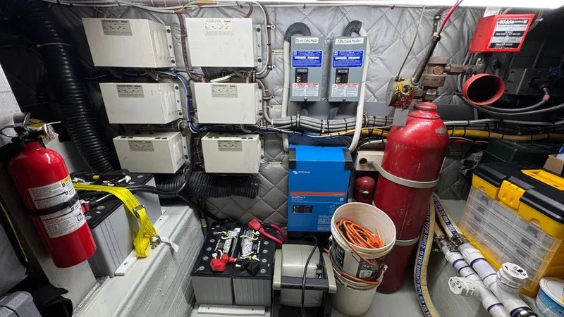 Lila Blue Yacht Photos Pics Engine Room