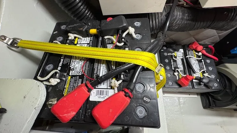 Lila Blue Yacht Photos Pics Engine Room