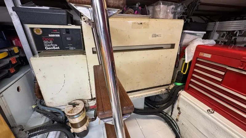 Lila Blue Yacht Photos Pics Engine Room