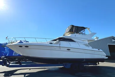 Sea Ray 400 Sedan Bridge