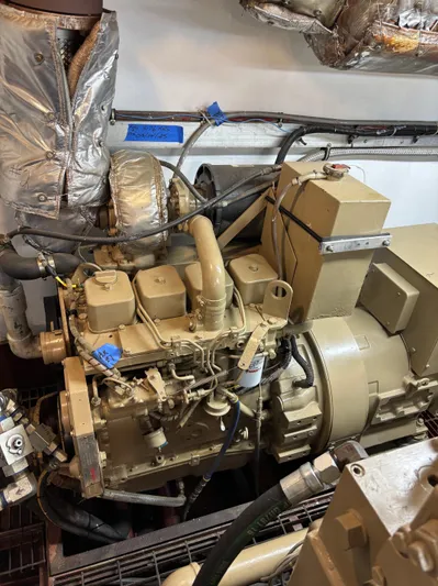 Restless T Yacht Photos Pics 