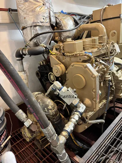 Restless T Yacht Photos Pics 