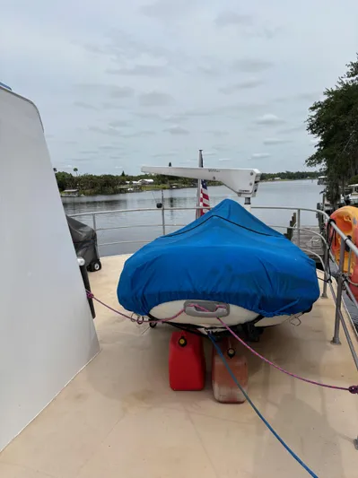 Restless T Yacht Photos Pics 