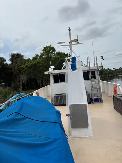 Restless T Yacht Photos Pics 