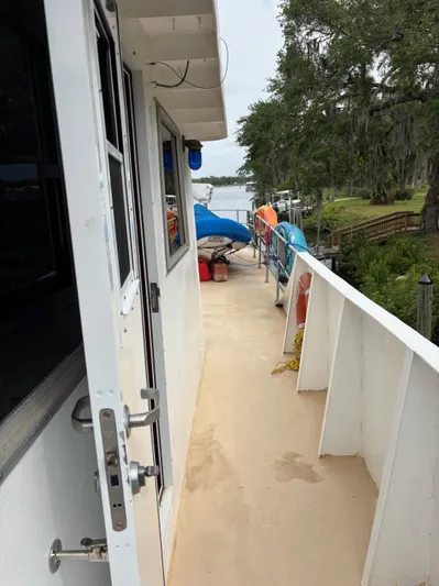 Restless T Yacht Photos Pics 