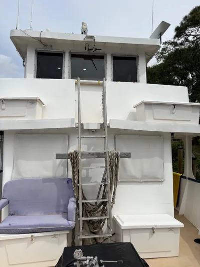 Restless T Yacht Photos Pics 