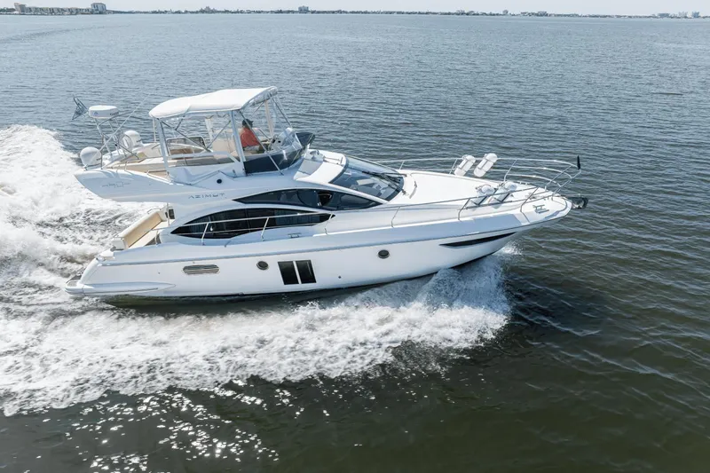 Island Home Yacht Photos Pics 