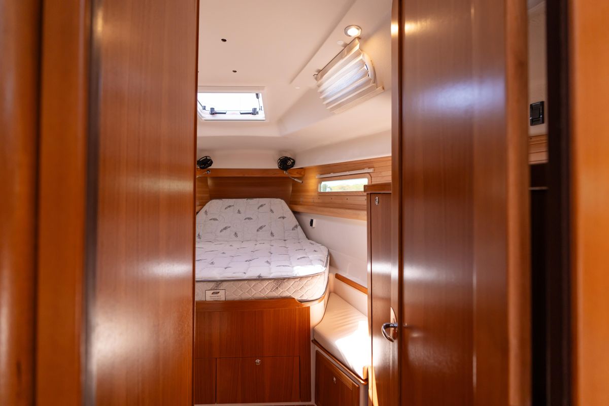 2023 Catalina 42 