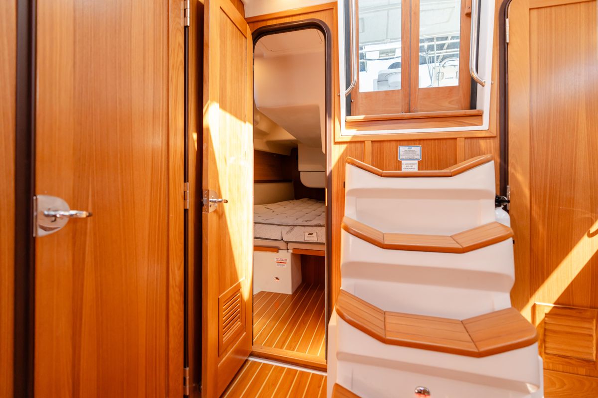 2023 Catalina 42 