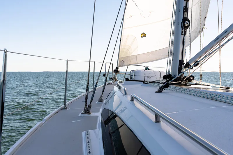 Age Gap Yacht Photos Pics 2023 Catalina 425