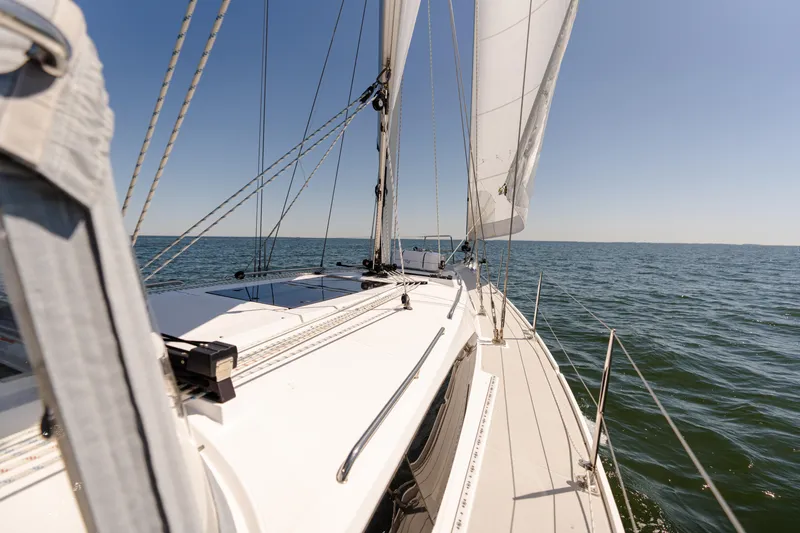 Age Gap Yacht Photos Pics 