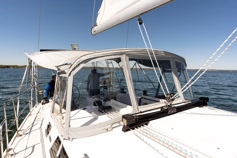 Age Gap Yacht Photos Pics 