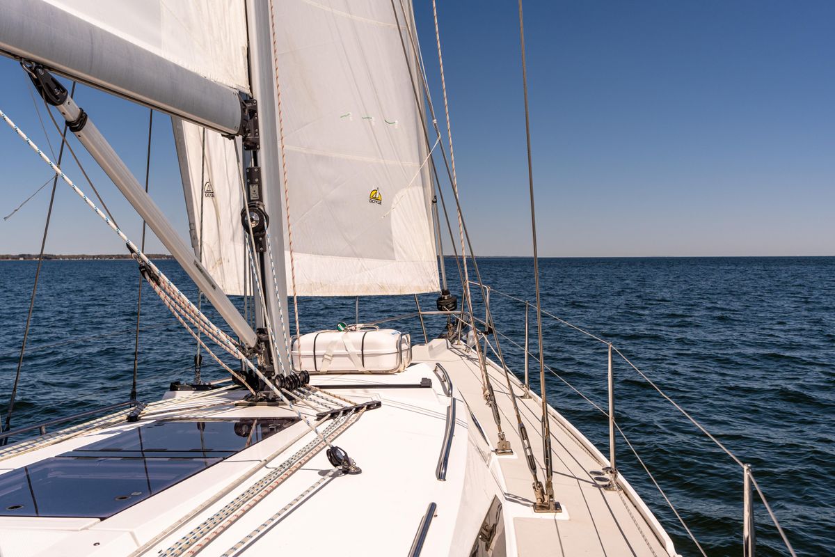 2023 Catalina 42 