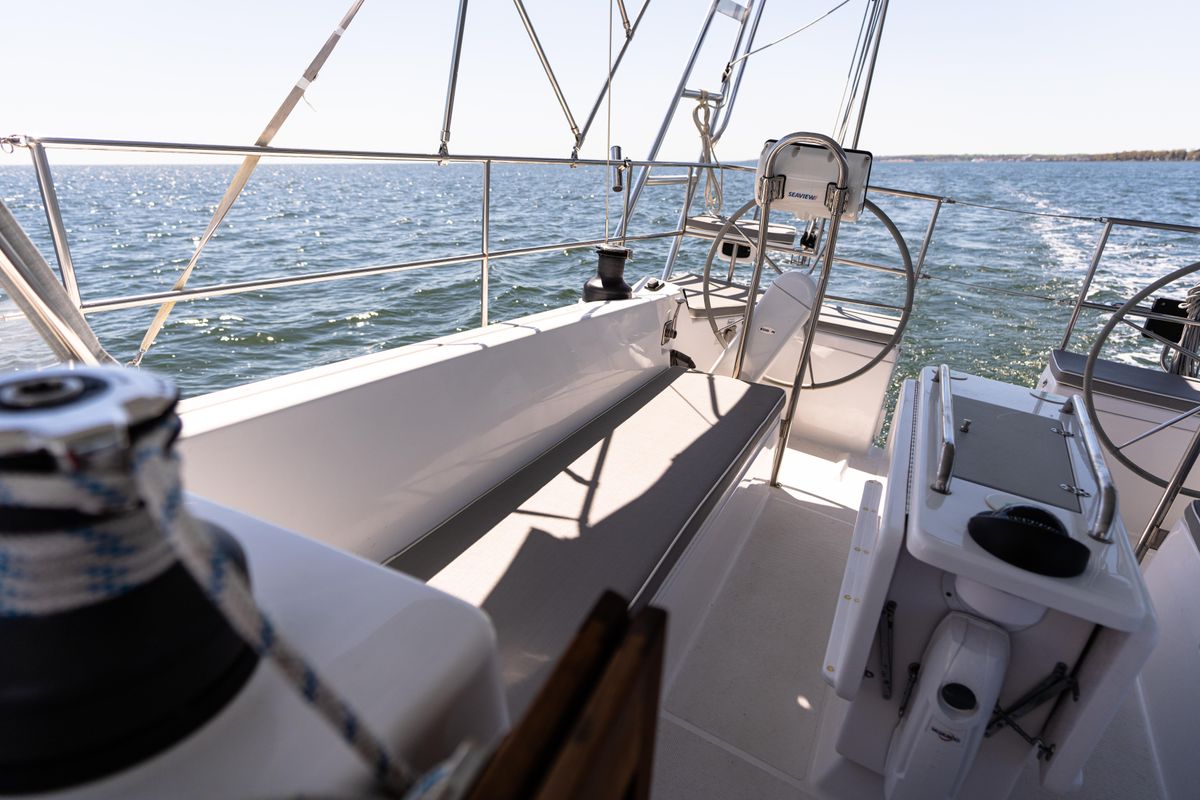 2023 Catalina 42 