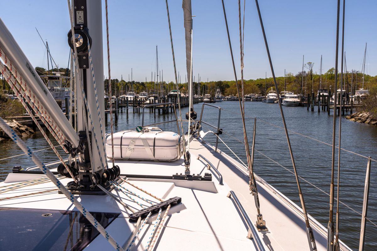 2023 Catalina 42 