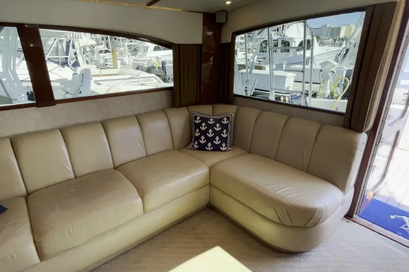 Valahsea Yacht Photos Pics Egg Harbor 37 VALAHSEA - Salon