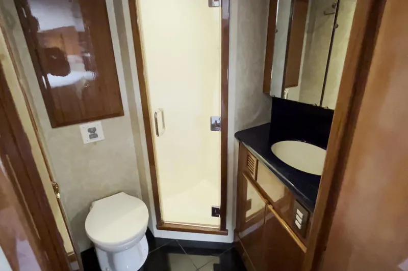 Valahsea Yacht Photos Pics Egg Harbor 37 VALAHSEA - Head