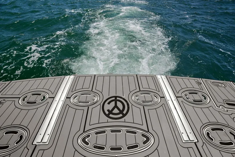 Shoes Knot Allowed Yacht Photos Pics 2014 Cruisers Yachts 540 Sports Coupe deck with ocean view.