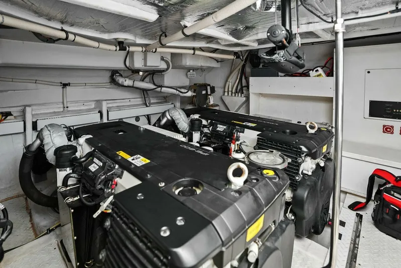 Shoes Knot Allowed Yacht Photos Pics 